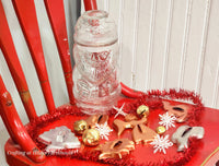 Vintage Libbey Glass Santa Jar with Cookie Cutters Set