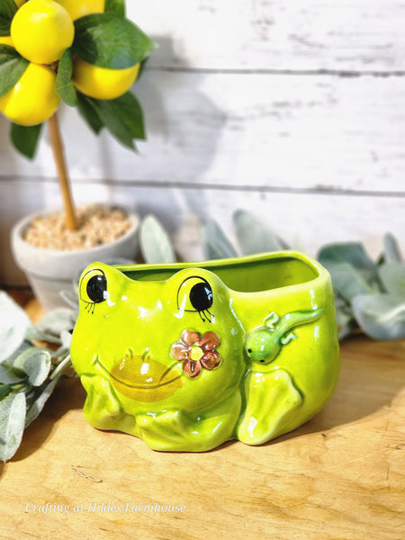 Vintage NapcoWare Frog Planter