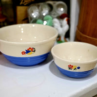 Vintage Nesting Bowl Set